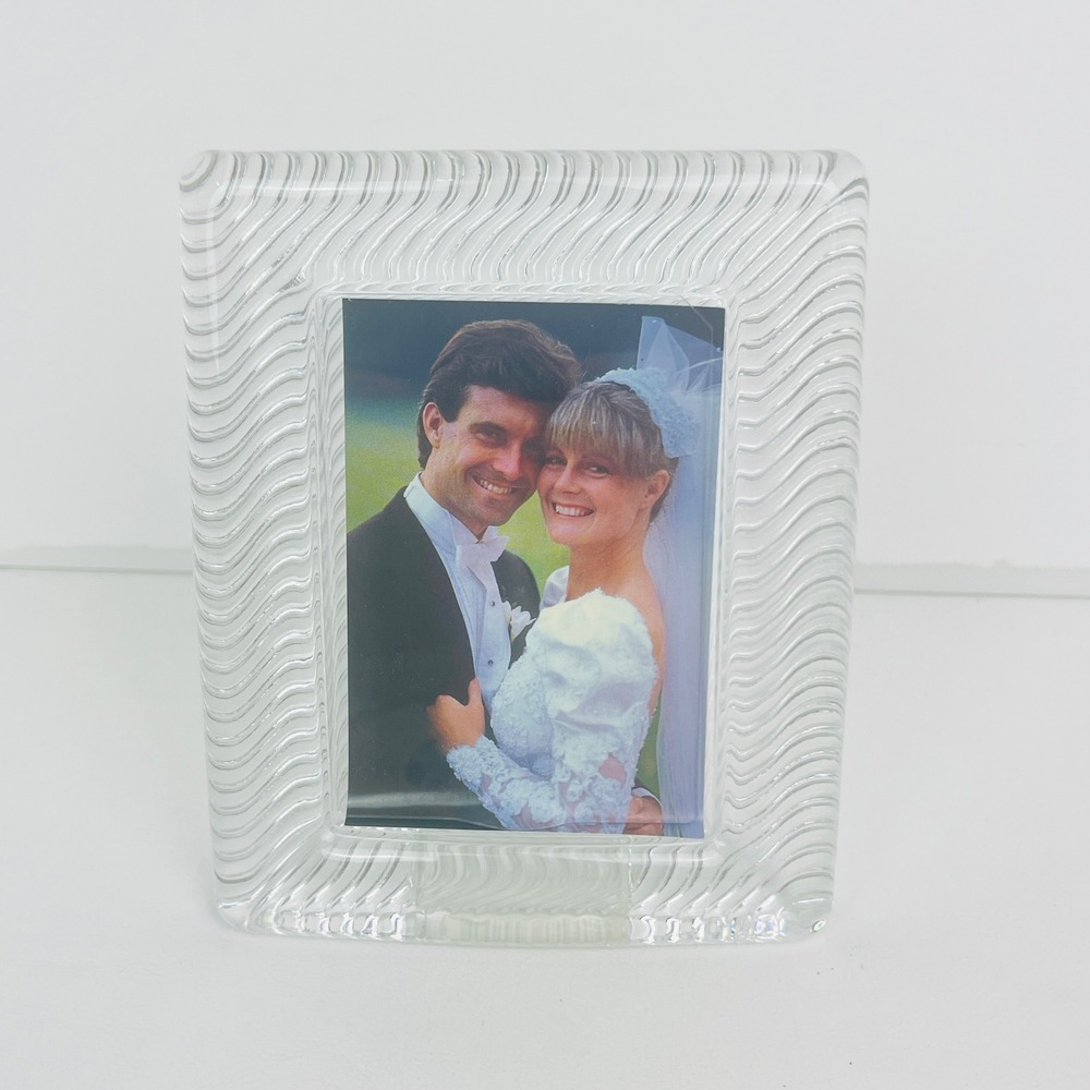 Mikasa Picture Frame Polished Portraits Clear Ribbed Glass QQ100/667 Japan NEW